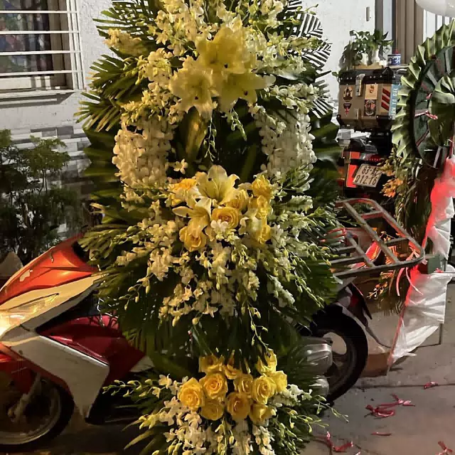 Hình ảnh hoa giao hàng thực tế
